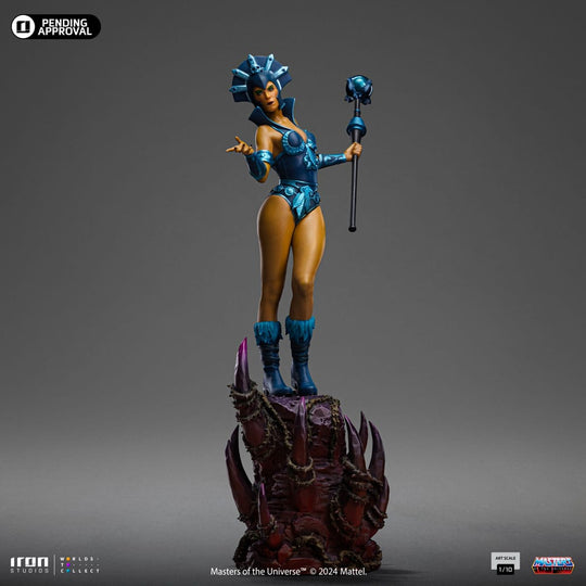 Figurine Evil-Lyn Iron Studios, vue latérale gauche