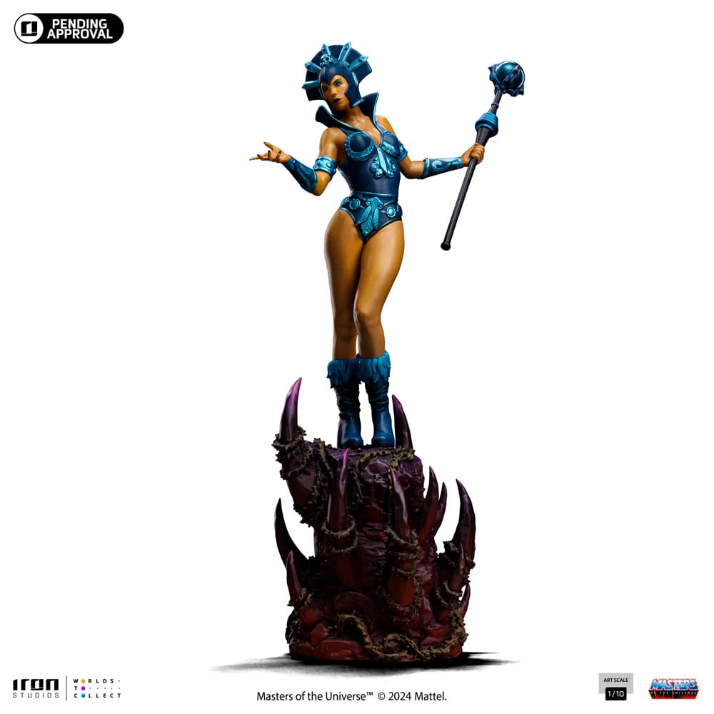 Présentation de la statuette Evil-Lyn sur son socle
