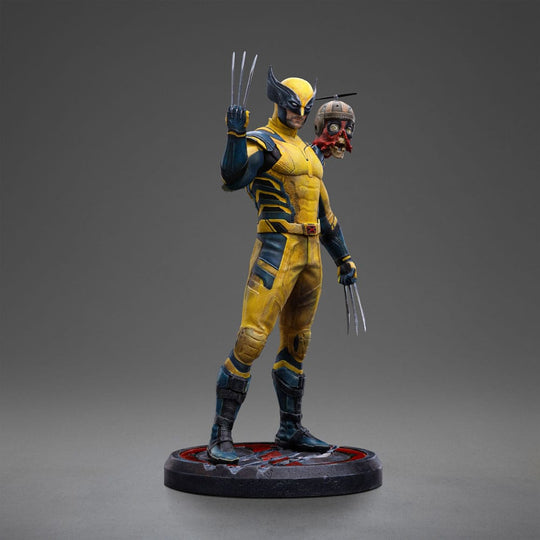 Statuette Iron Studios Deadpool 3 Wolverine et Headpool en action, vue latérale