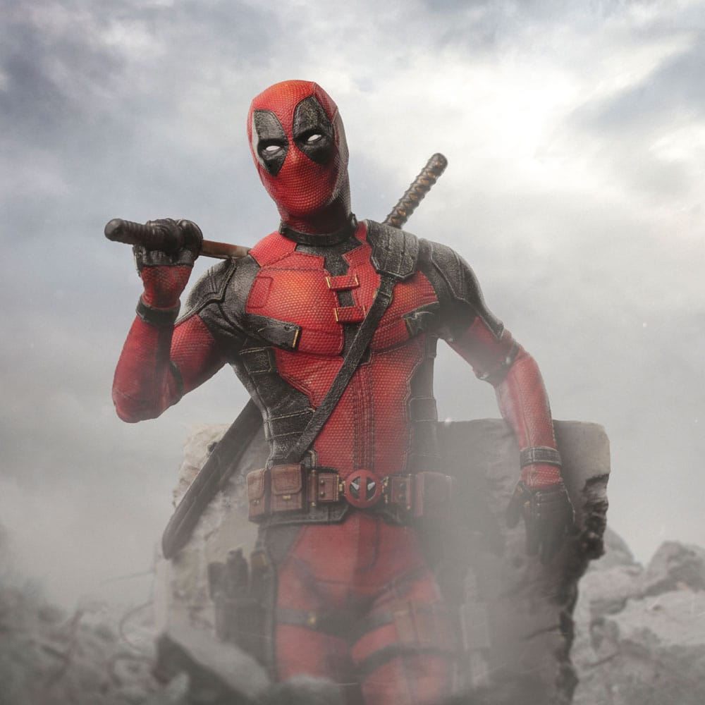 Détail du costume et des armes de la statuette Deadpool 3 Iron Studios