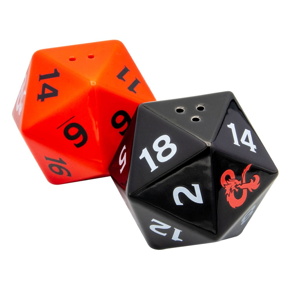 Salière et poivrière Dungeons & Dragons en forme de dés 3D, en céramique blanche et noire, sur fond neutre, montrant le logo D&D et la qualité de fabrication Joy Toy.