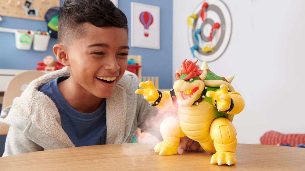 Différentes poses possibles de la figurine articulée Bowser