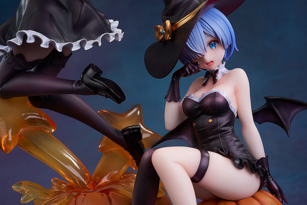 Figurine Rem Re:ZERO 17cm Kadokawa Phantom Night Wizard Ver. présentation élégante