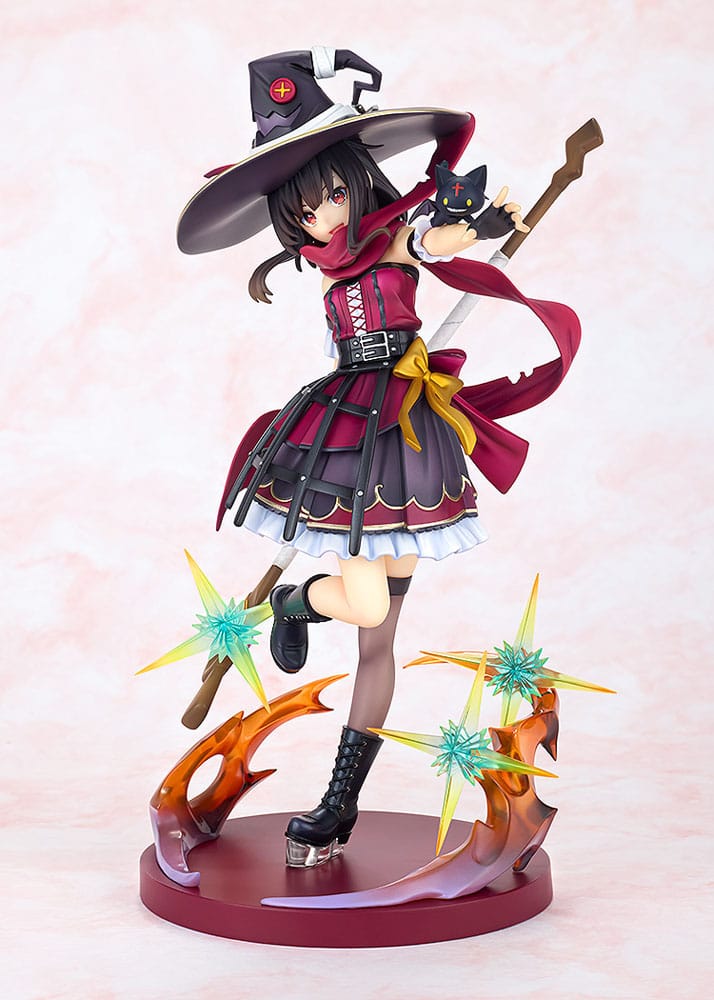 Statuette Megumin Konosuba, gros plan sur les accessoires et la base