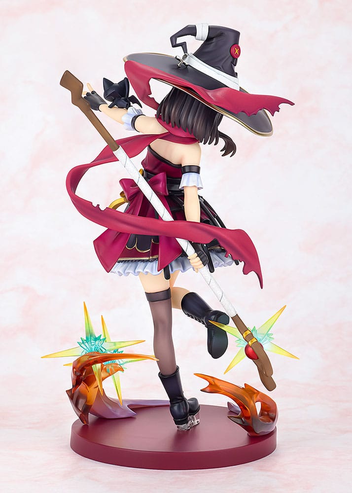 Megumin Konosuba, vue d'ensemble de la statuette dans son environnement