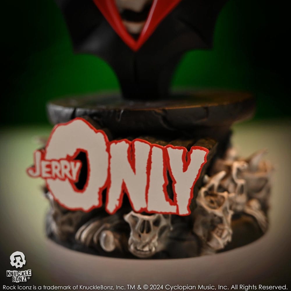 Statuette Jerry Only Anti-Hero sous différents angles