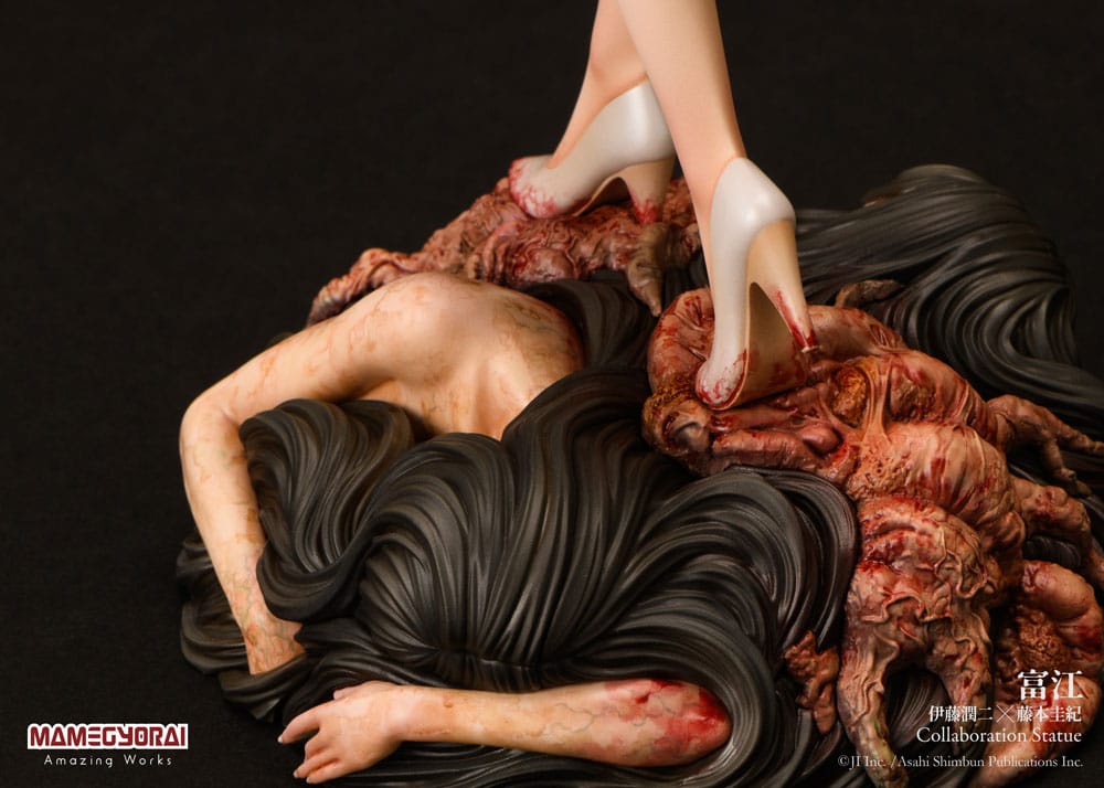 Tomie figurine 27 cm, parfaite pour les collectionneurs