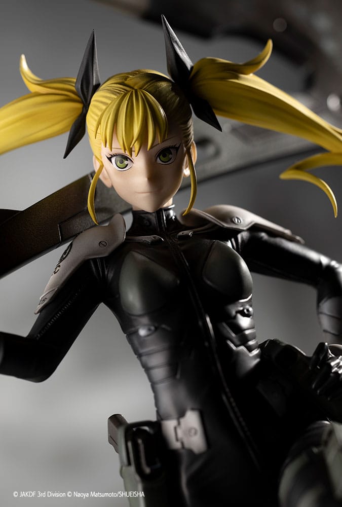 Statuette PVC Kikoru Shinomiya Kaiju No. 8, gros plan sur l'arme