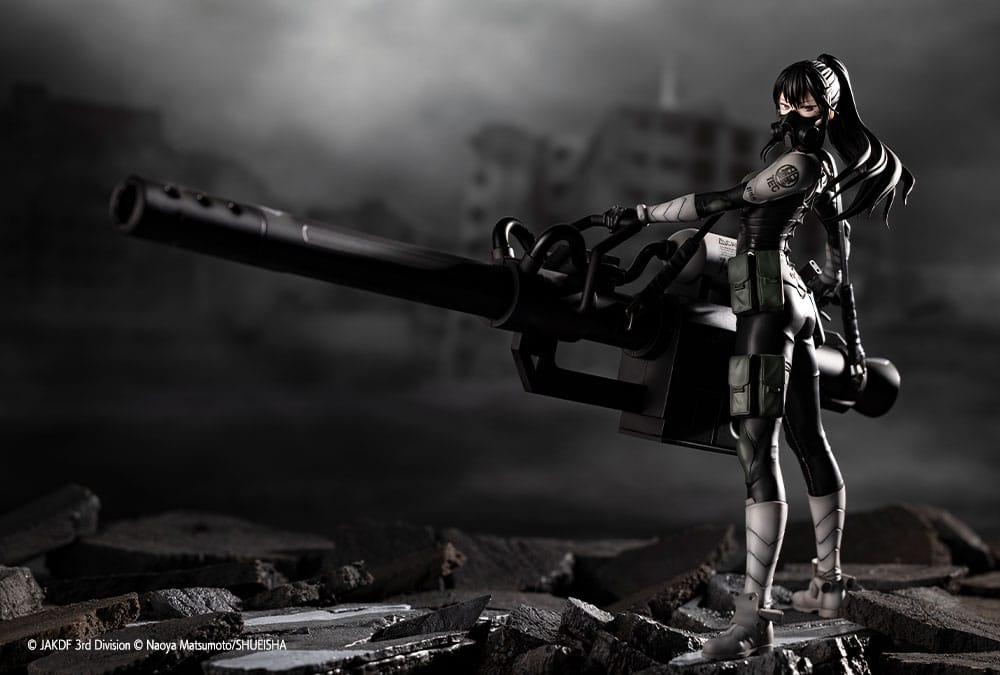 Figurine Mina Ashiro en pose dynamique, détails du costume