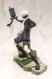 Figurine 9S Nier:Automata, gros plan sur le visage et les détails