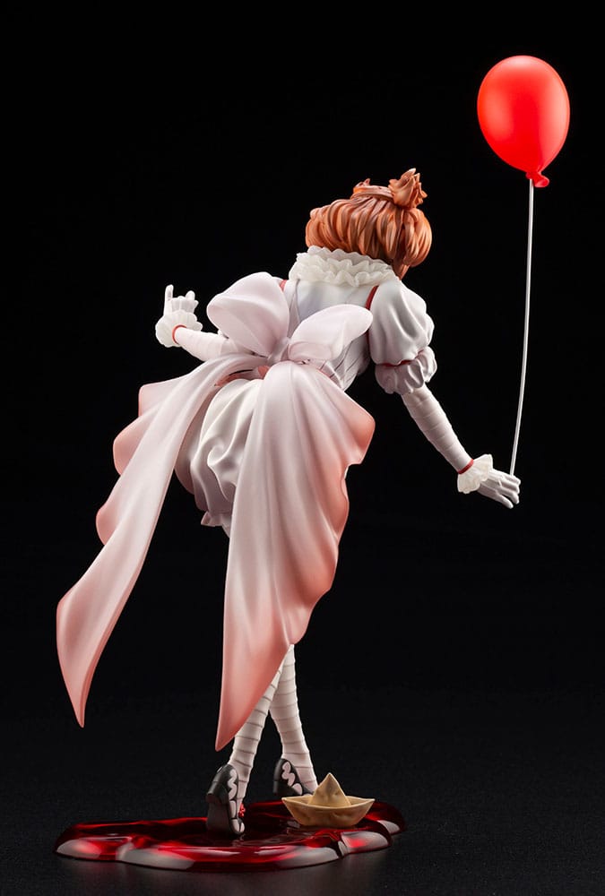 Gros plan sur le visage de la statuette Pennywise Bishoujo