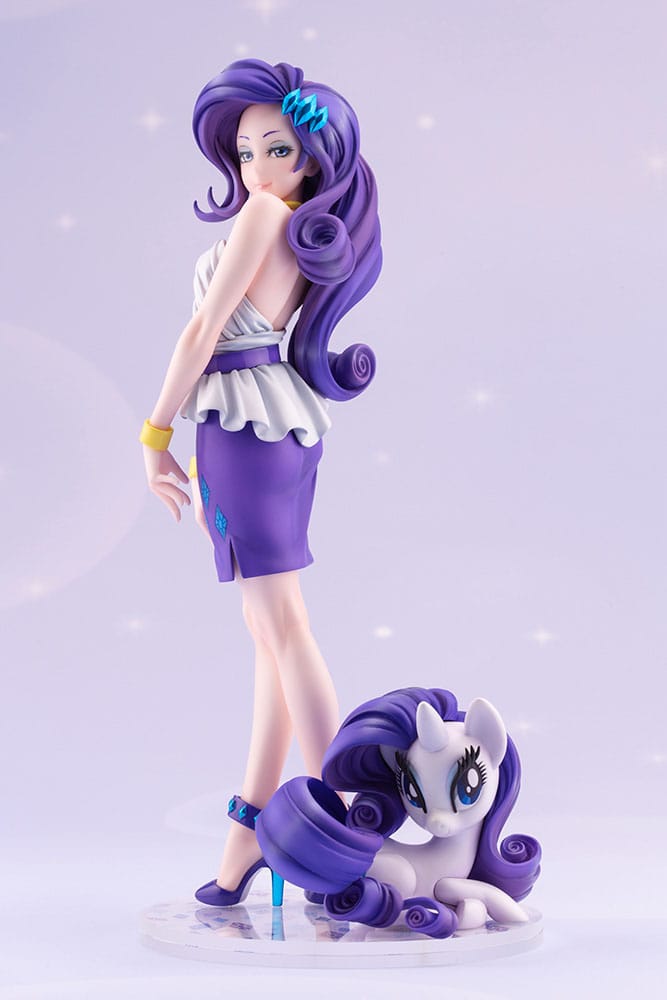 Gros plan sur le visage de Rarity Bishoujo, expression douce et raffinée