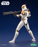 Vue latérale de la figurine Commander Cody ARTFX 1/10