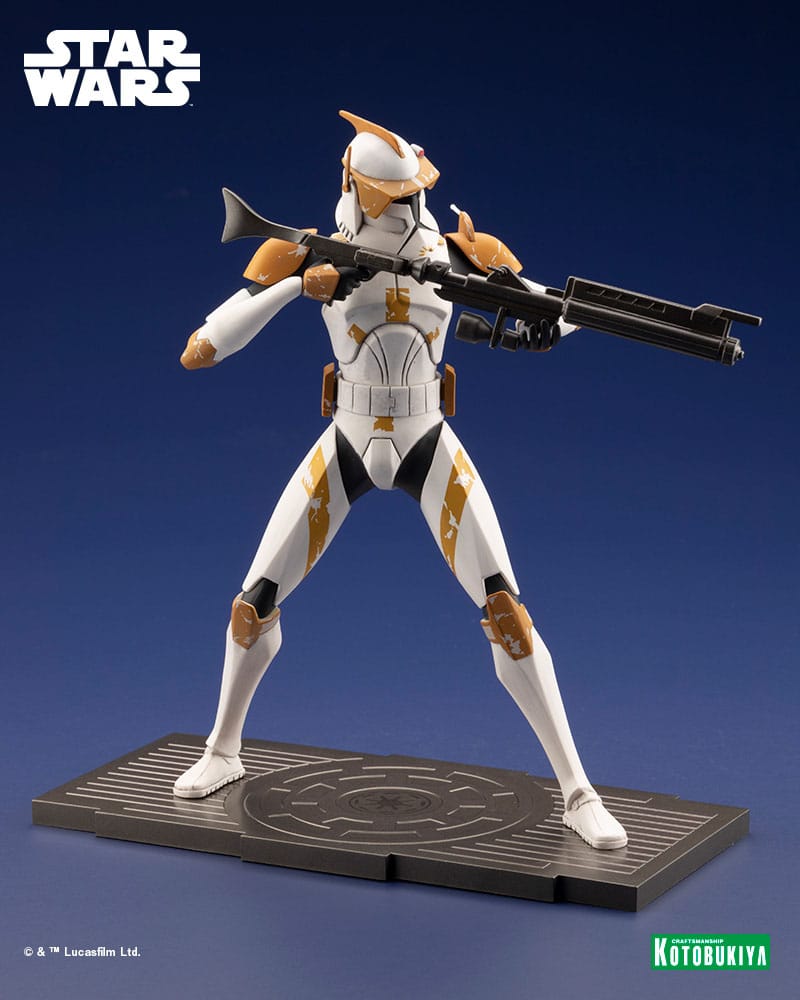 Vue d'ensemble de la statuette Commander Cody ARTFX sur fond neutre