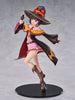 Détail du visage expressif de la statuette Megumin KonoSuba