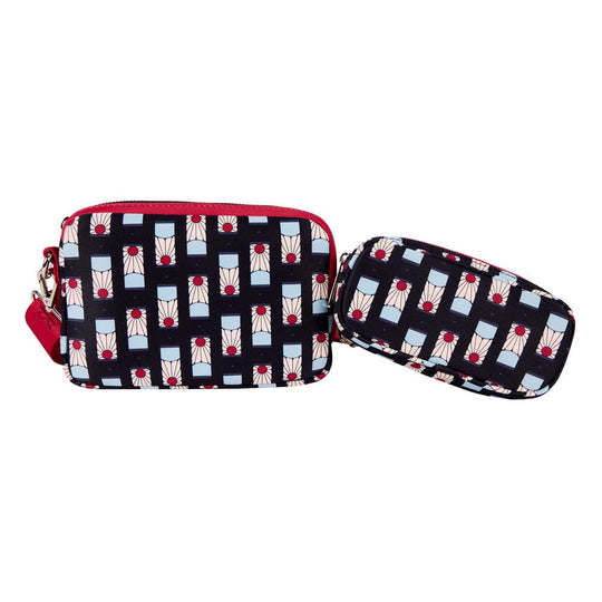 Détail du motif AOP du sac bandoulière Loungefly Demon Slayer en faux cuir