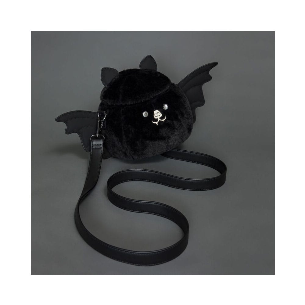 Sac Loungefly Figural Bat porté, illustrant les dimensions (23x8x17 cm)