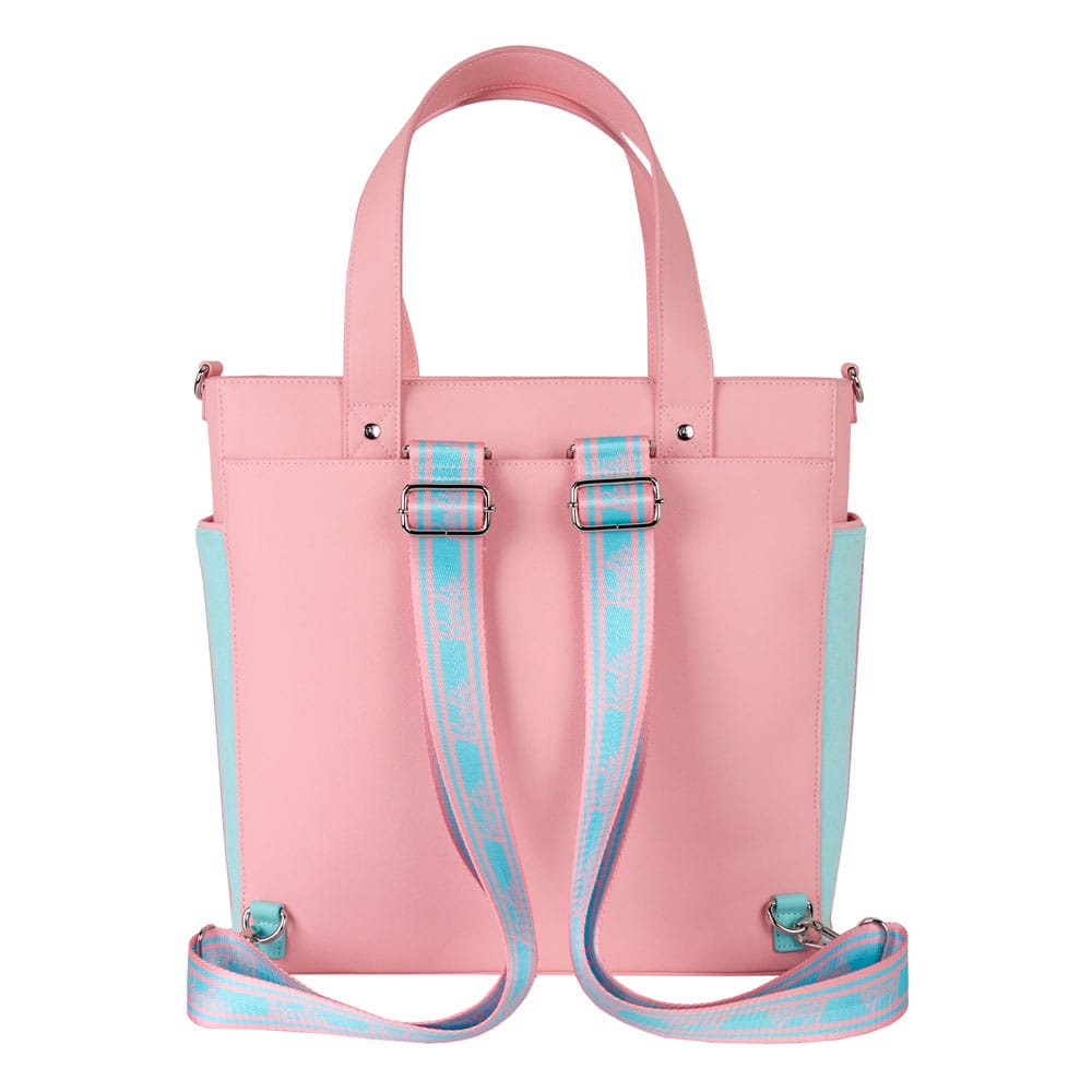 Sac à main Loungefly Barbie Convertible porté, montrant les dimensions