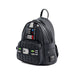 Détail du casque Darth Vader lumineux sur le sac à dos Loungefly
