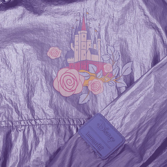 Dos du coupe-vent bomber Loungefly Disney, motif Princesse Aurore et Prince Philippe