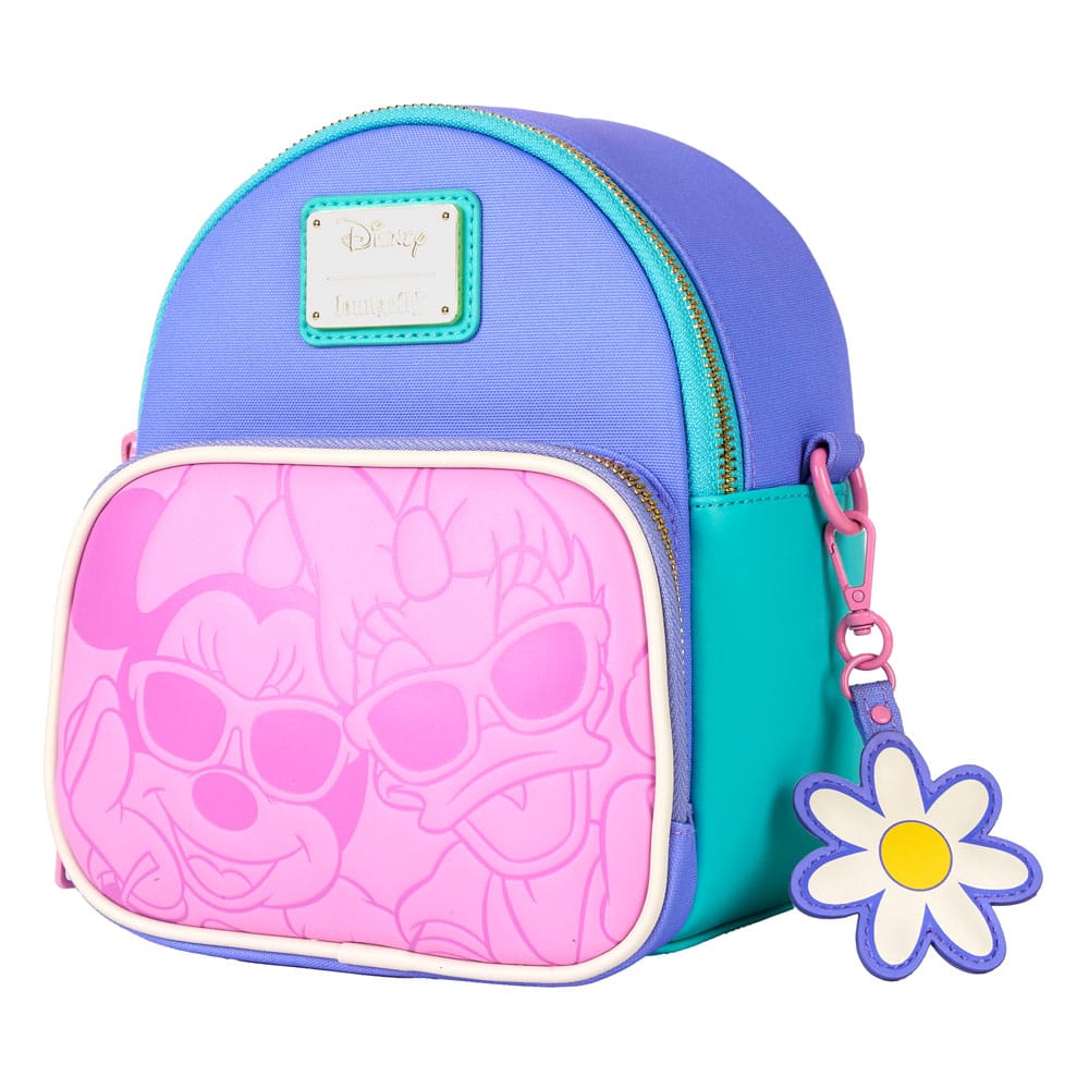 Détail du sac à dos Loungefly Disney avec Daisy Duck et Minnie Mouse