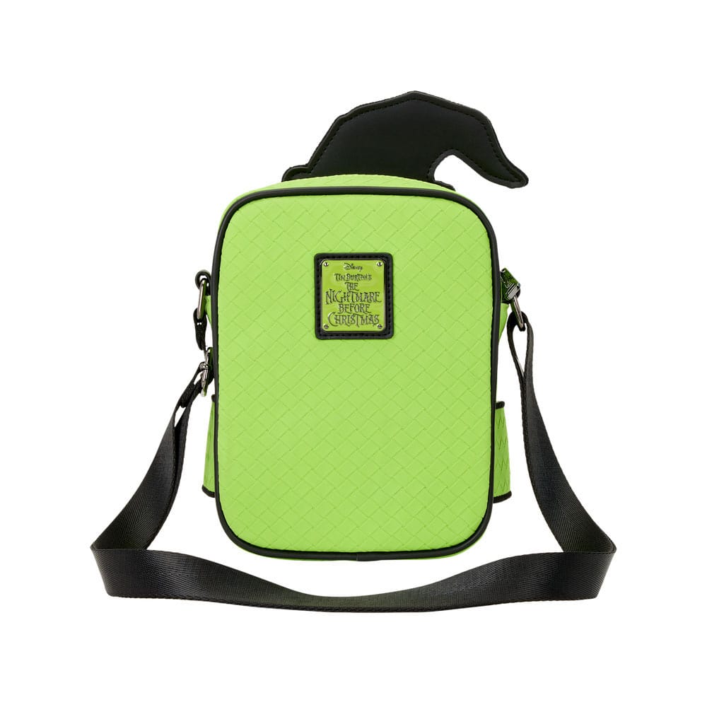 Sac Loungefly Oogie Boogie porté à l'épaule