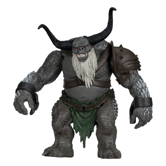 Les figurines et le Snow Troll exposés dans une vitrine de collectionneur