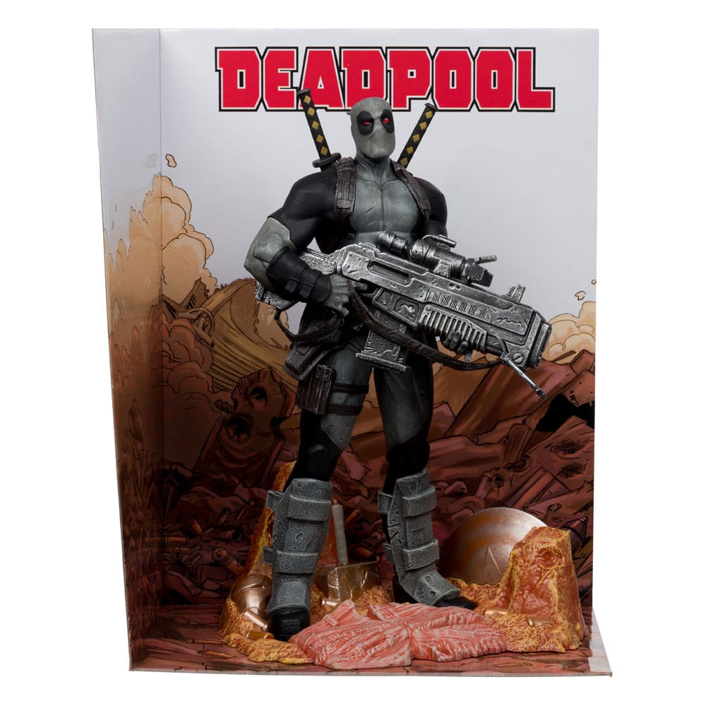 Statuette Deadpool Grey Suit Chase McFarlane Toys 27cm, vue frontale dynamique