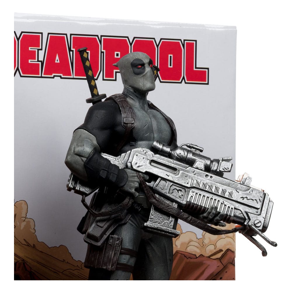 Statuette Deadpool 27cm avec socle diorama, gros plan sur le visage