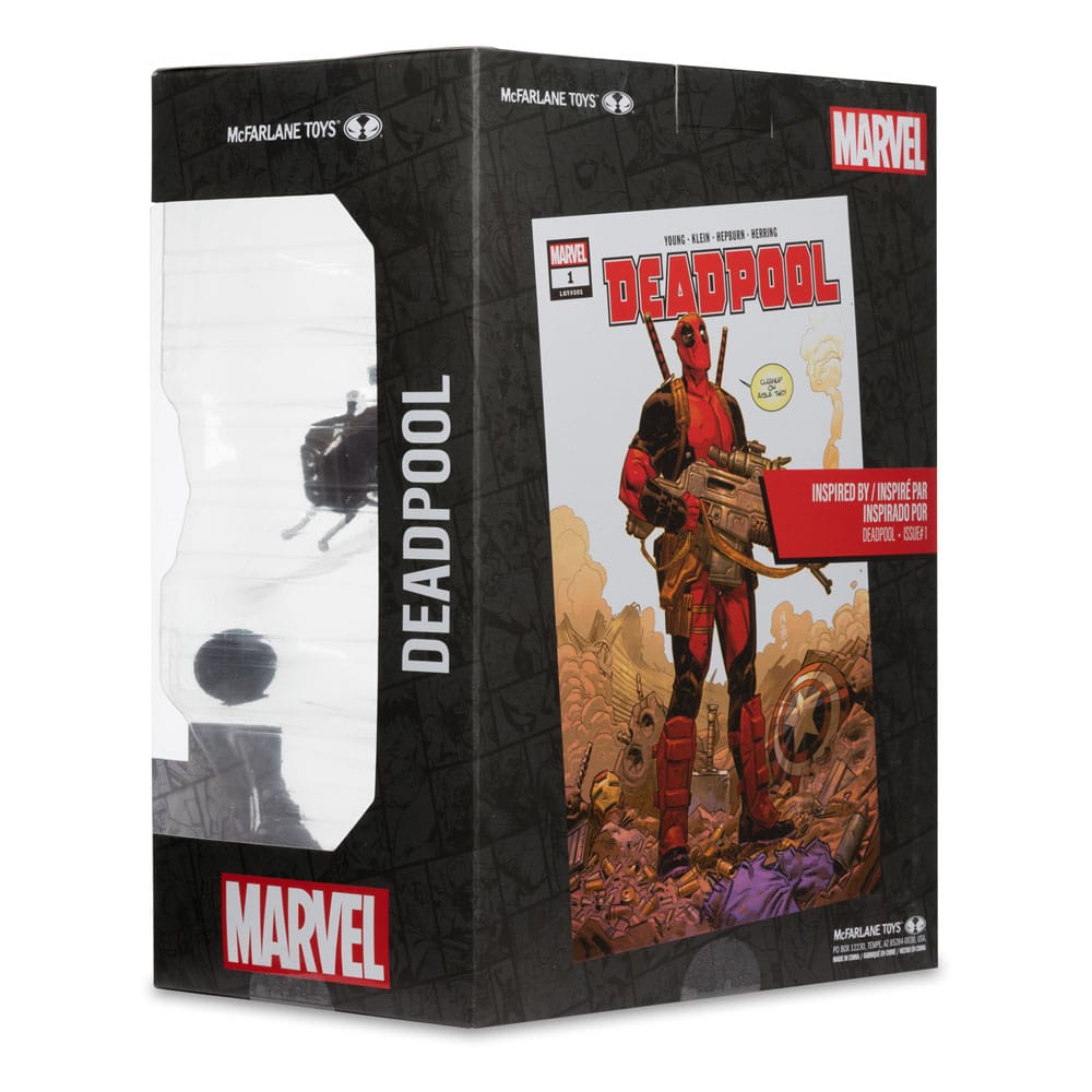 Collection Marvel : Statuette Deadpool Grey Suit Chase 27cm en situation