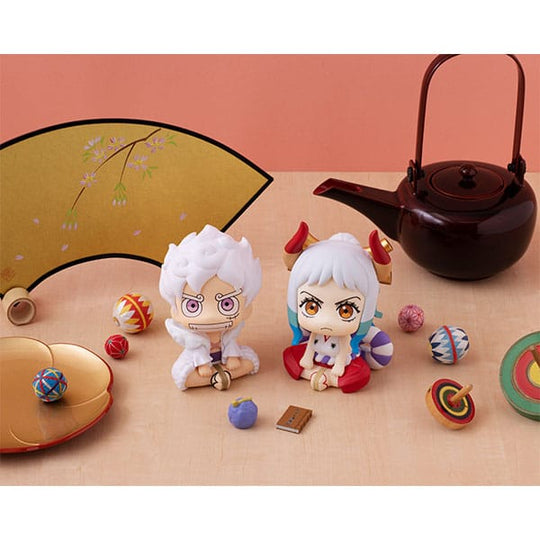 Statuette Megahouse Luffy Gear 5, vue arrière