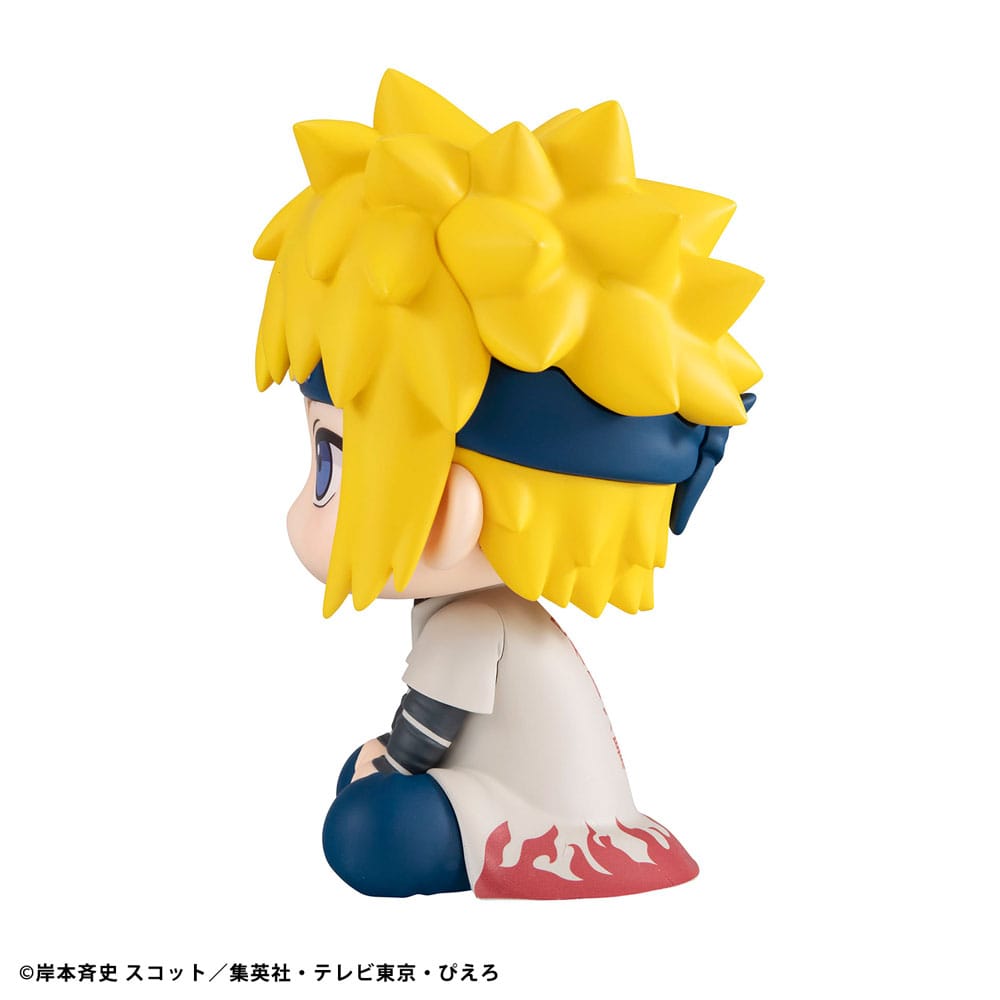 Gros plan sur la statuette Minato Namikaze Look Up, expression attentive