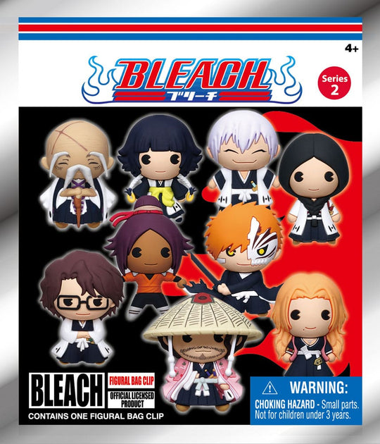 Gros plan sur plusieurs porte-clés Bleach 3D de la Série 2 en PVC