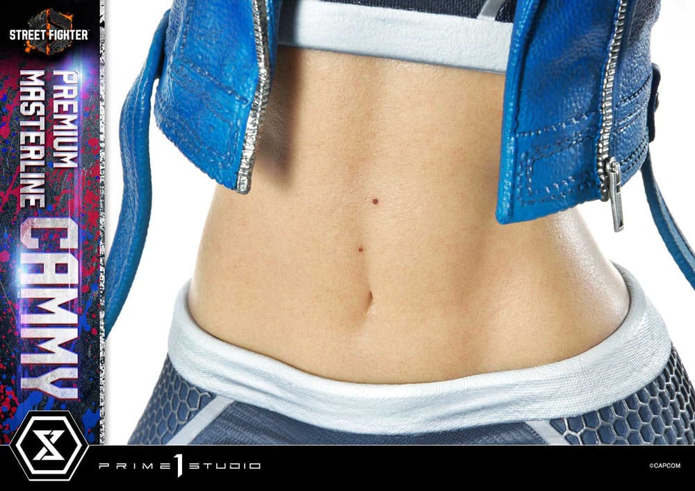 Détail de la tenue de Cammy sur la statuette résine