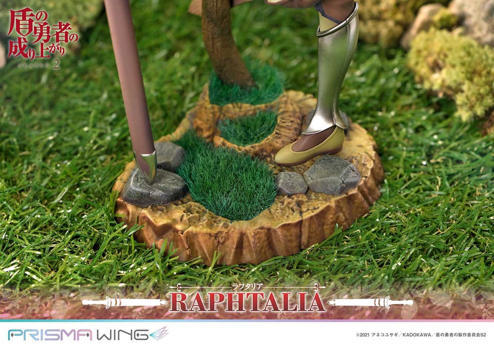 Détail de la base du socle de la statuette Raphtalia Prisma Wing