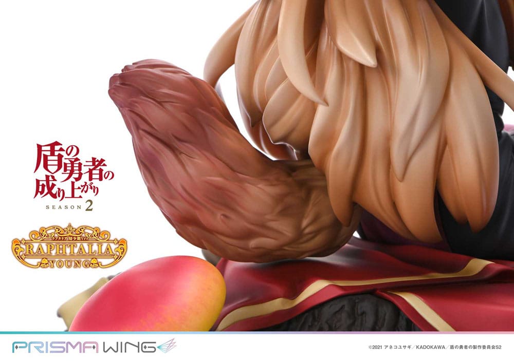 Vue aérienne de la figurine Raphtalia Young, montrant la complexité de son design.