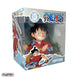 Tirelire Luffytaro One Piece 15cm en PVC sur fond neutre
