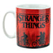 Pack complet mug Stranger Things officiel et autocollants XL Paladone