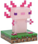 Veilleuse Minecraft Icon Axolotl de Paladone allumée, montrant sa lumière douce et sa forme détaillée.
