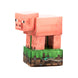 Tirelire Minecraft Cochon sur une étagère, comme objet de décoration
