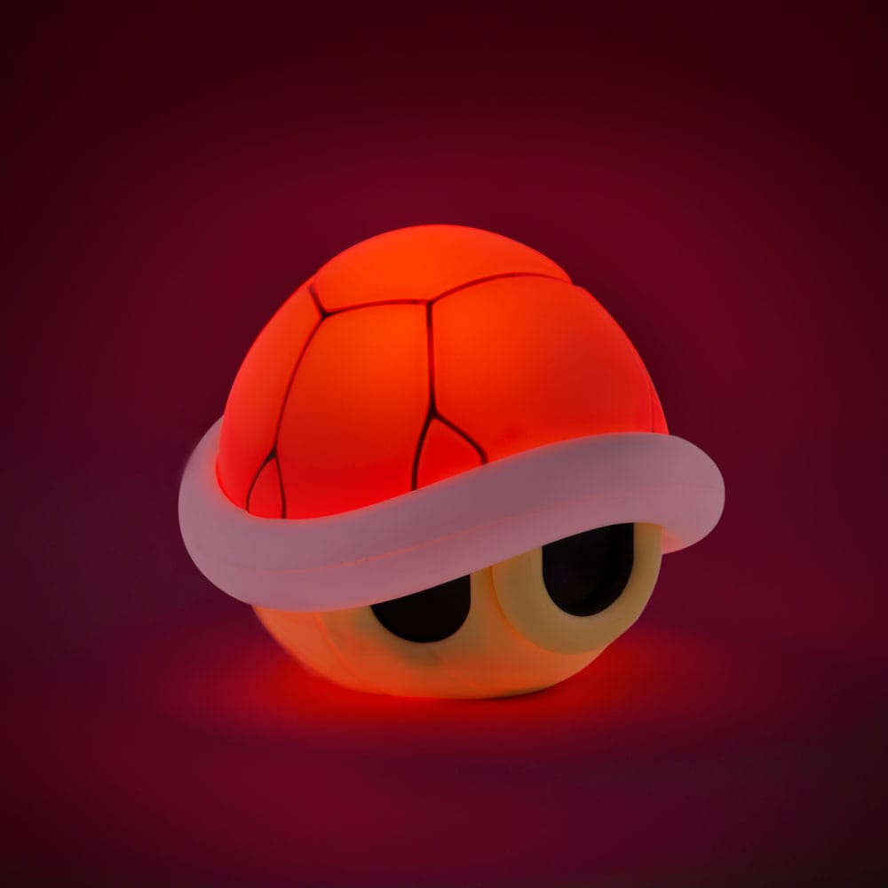 Lampe Mario Kart Red Shell éteinte, montrant sa couleur rouge vibrante et sa texture