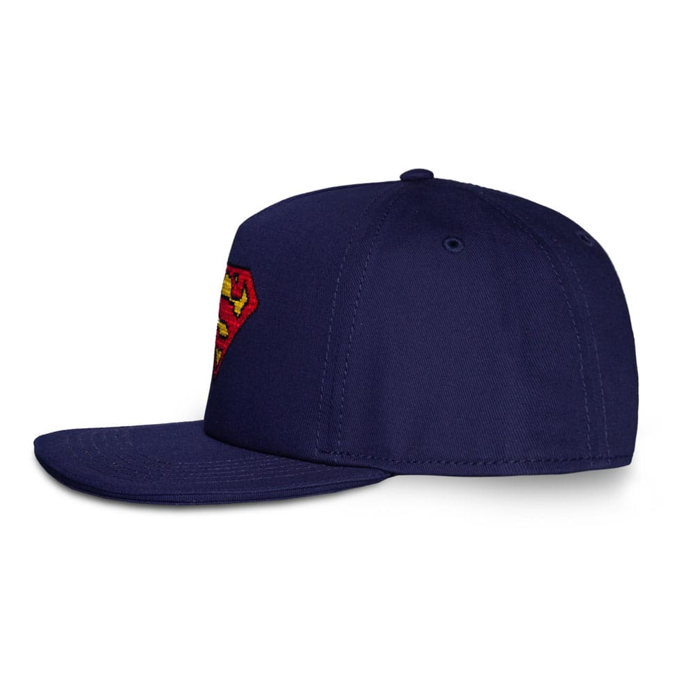 Casquette Superman portée, montrant l'ajustement et le style