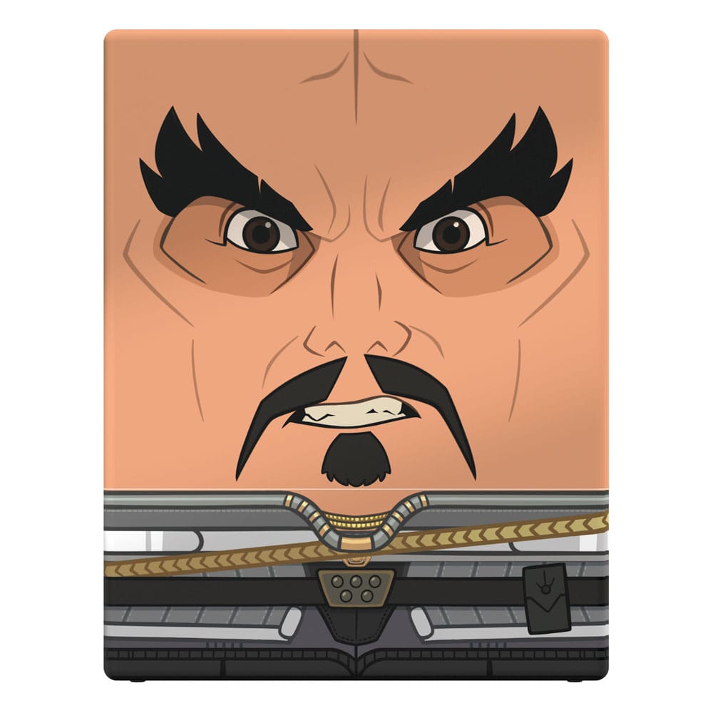 Squaroe Klingon ST017 sur une table de jeu, avec d'autres accessoires Star Trek