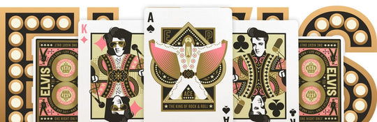 Jeu de cartes Elvis Theory11 en main, prêt pour le poker ou la magie
