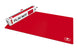 Tapis de jeu Ultimate Guard Monochrome Rouge enroulé, montrant sa souplesse