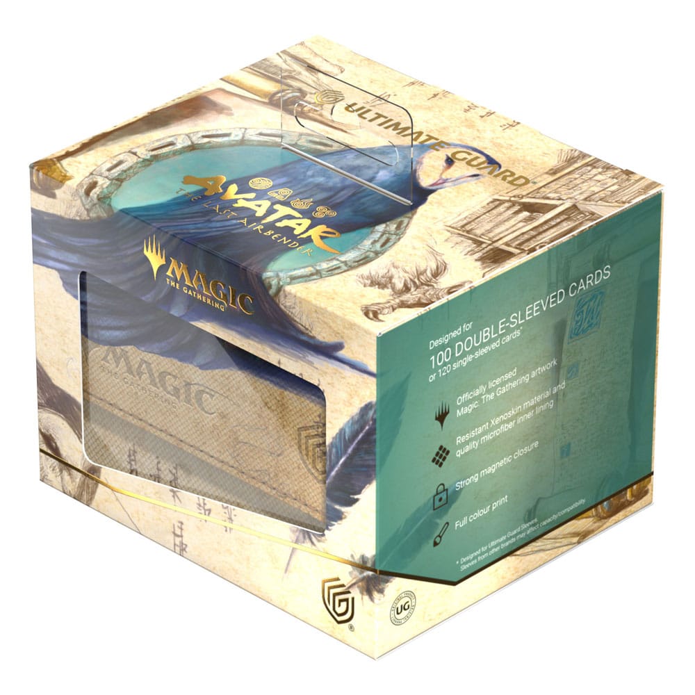 Comparaison de taille du Sidewinder 100+ Ultimate Guard avec d'autres accessoires de jeu