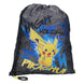 Détail du design 'Gotta Catch 'Em All!' sur le sac de sport Pokémon