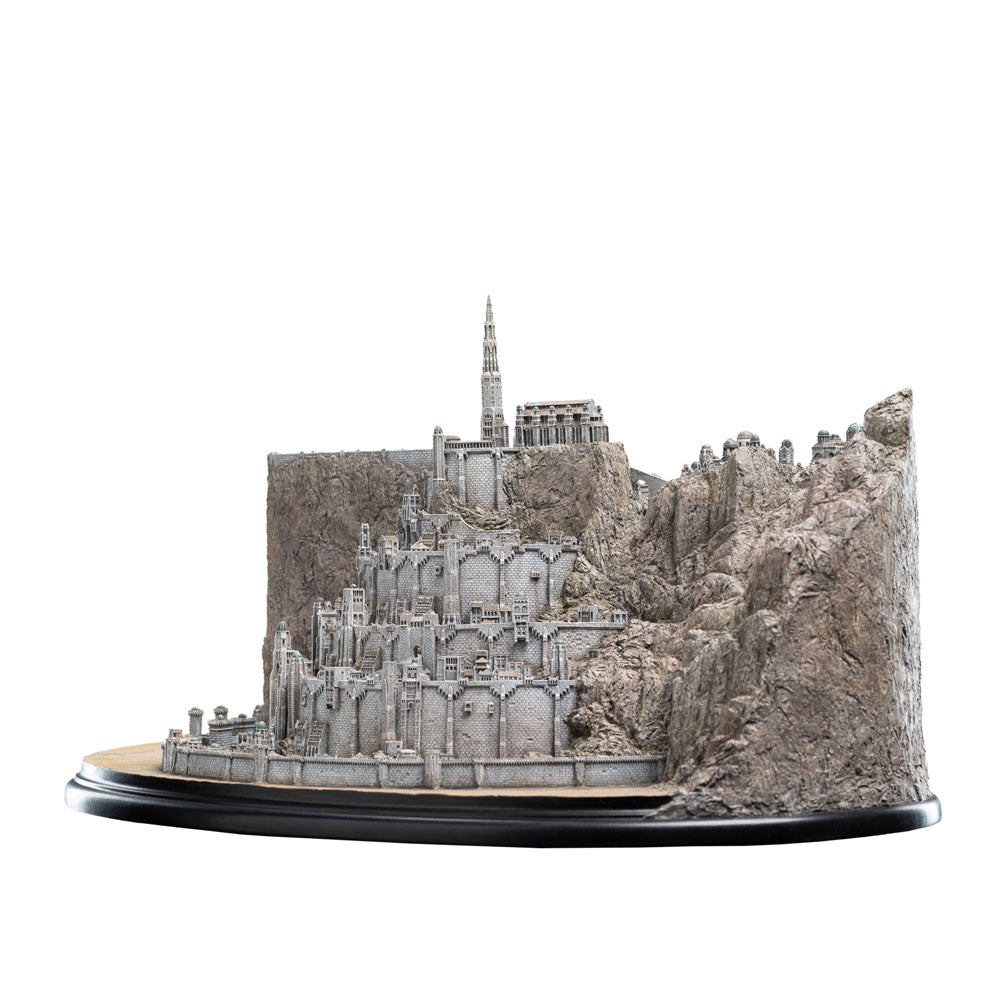 Statuette de collection Minas Tirith par Weta Workshop sur son socle